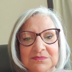 Meet your Posher, Annie